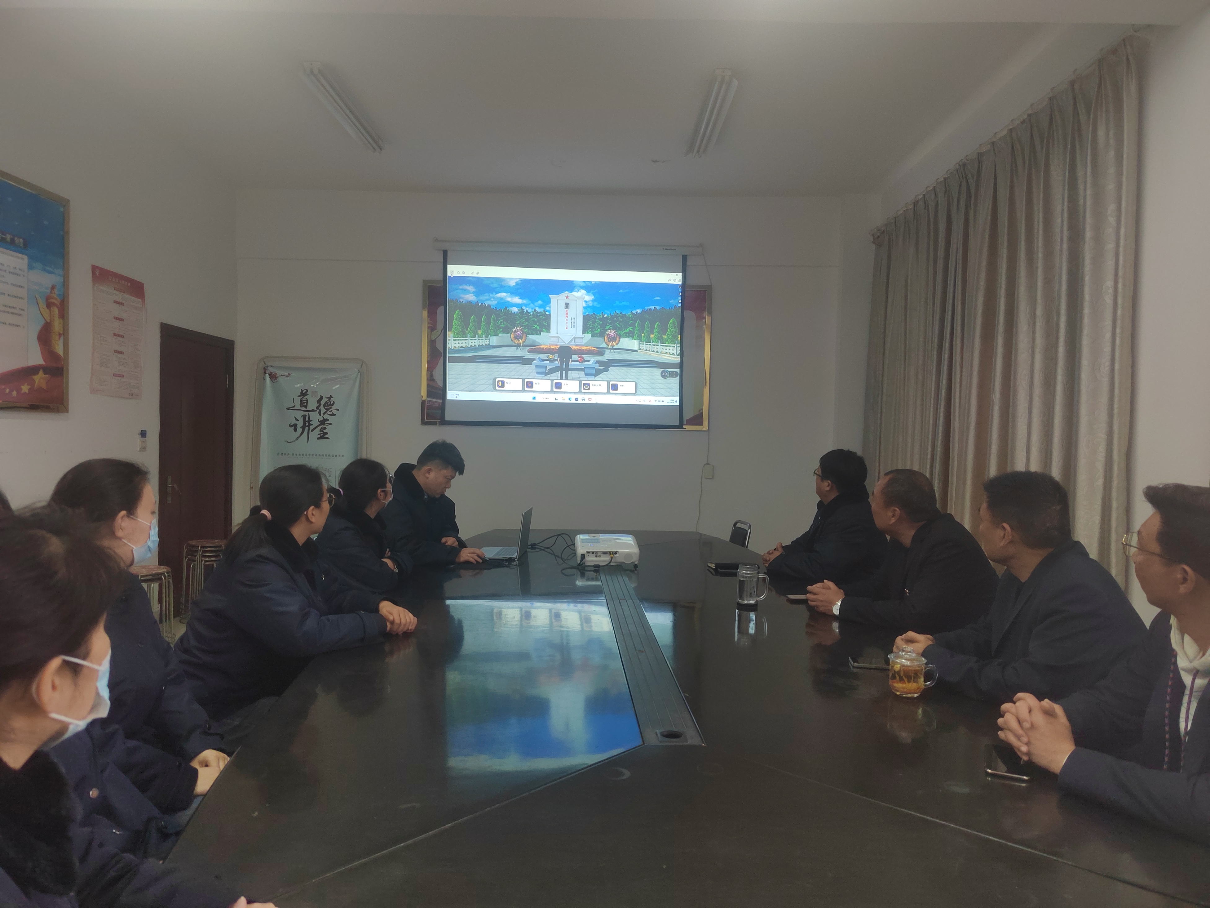 公交集團(tuán)公交事業(yè)二部開(kāi)展2023崇尚“銘記歷史緬懷英烈 崇尚英雄爭(zhēng)做先鋒”網(wǎng)上清明祭奠英烈活動(dòng)