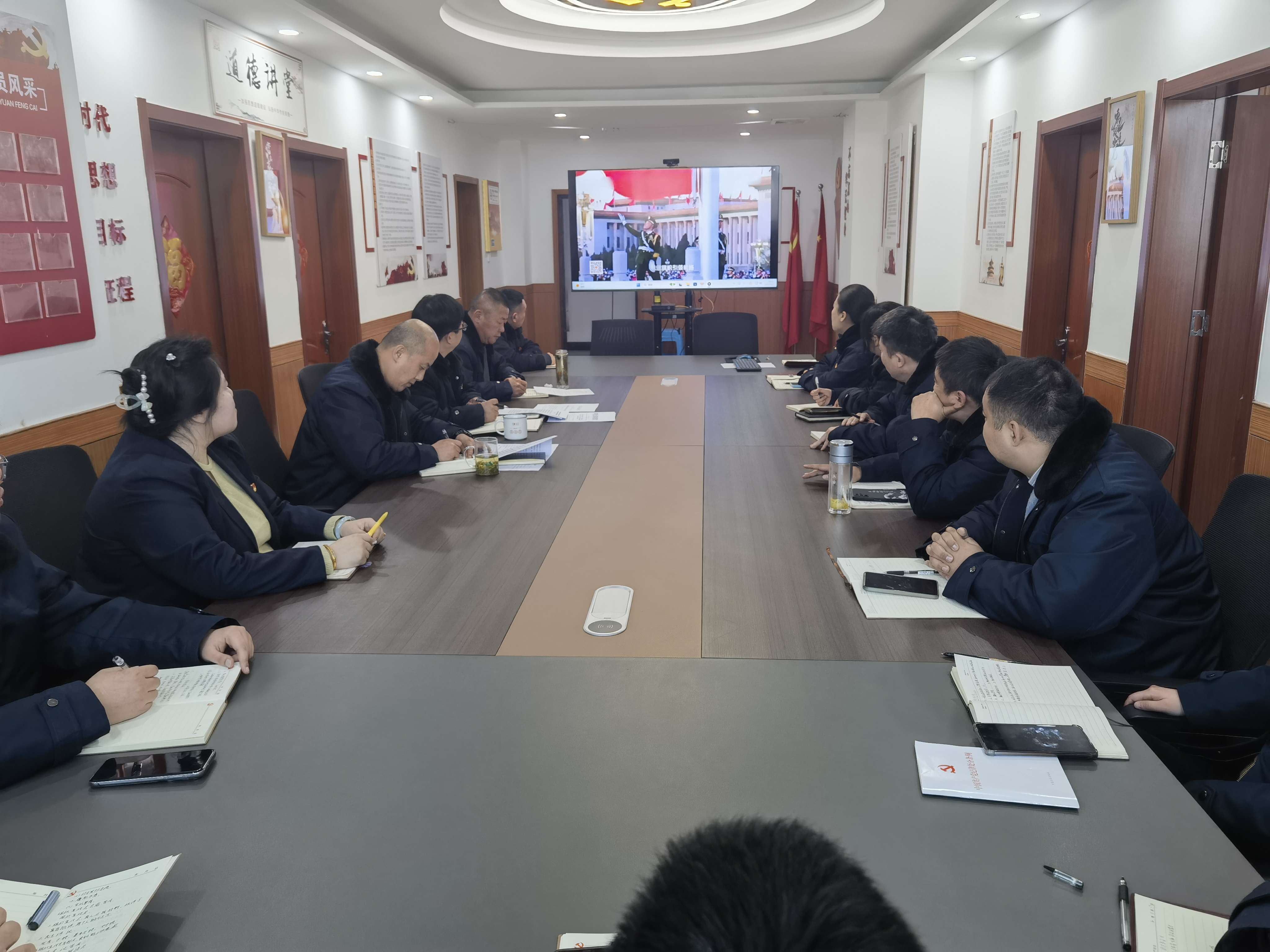 觀《向新出發》，砥礪奮進開新局