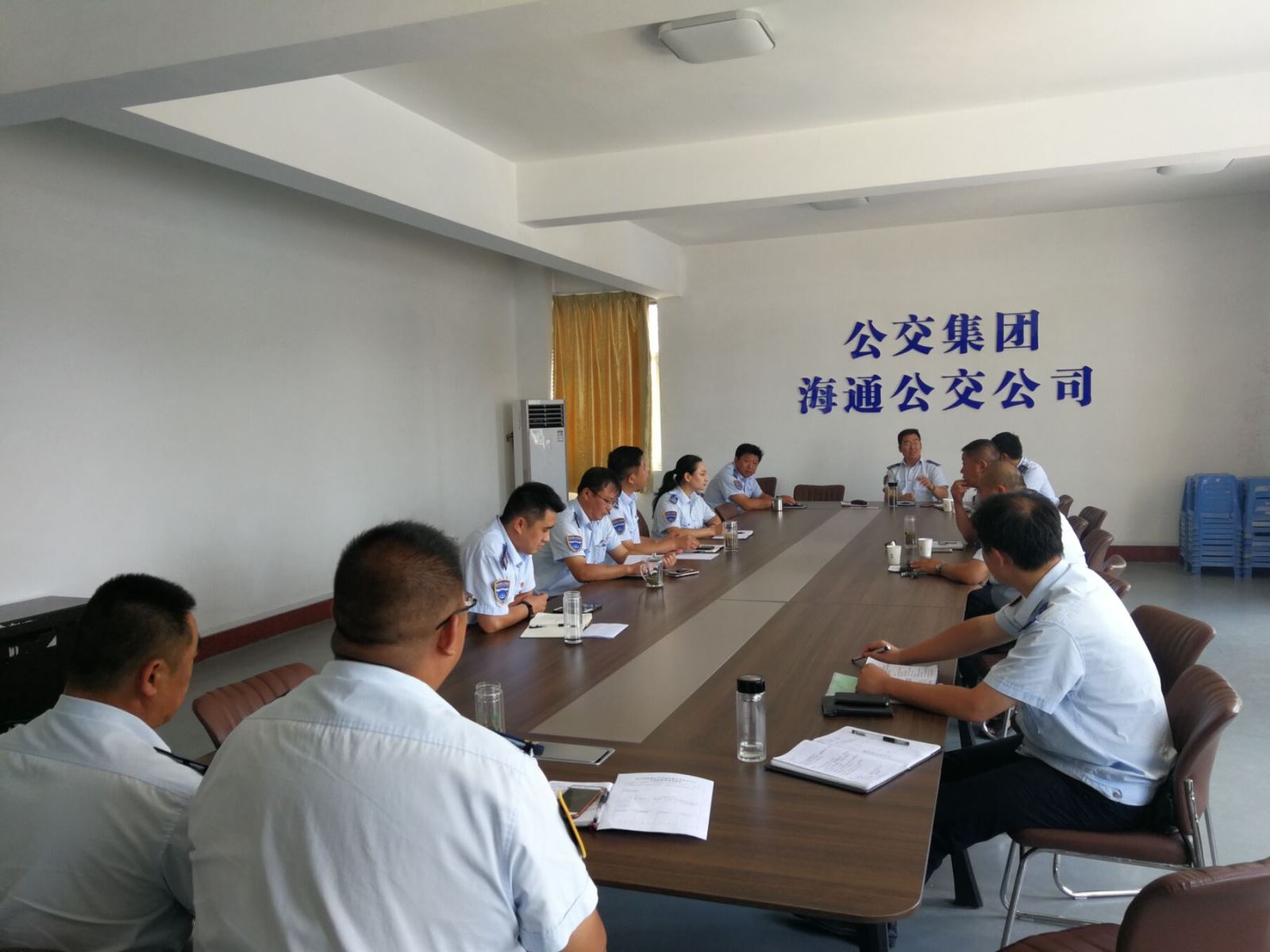 公交集團(tuán)海通公交公司召開“夏季三送”專題會(huì)議