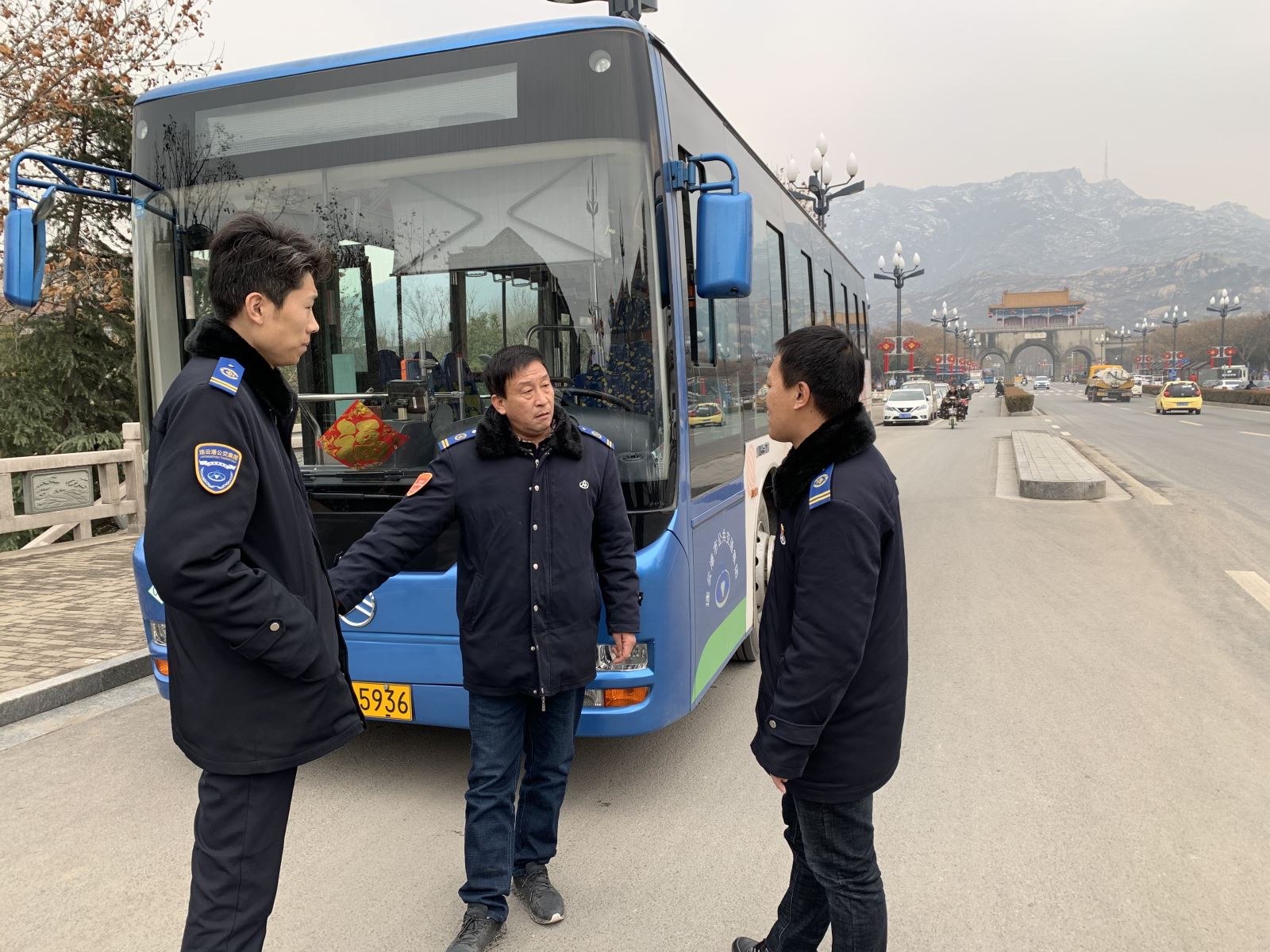 公交集團生產運營部開展上路上線現(xiàn)場調研工作