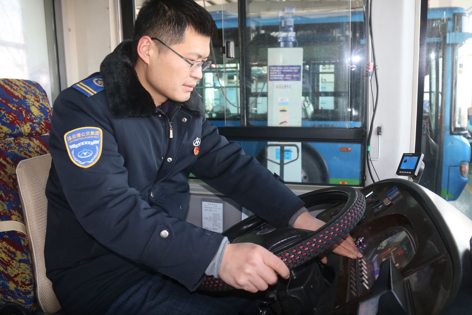 公交集團機務技術事業部做好冬季純電車公交安全運行保障工作